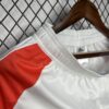 Manchester United 2024/25 local pantaloneta - Image 4