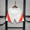 Manchester United 2024/25 local pantaloneta - Image 2