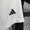 Real Madrid 2024/25 local pantaloneta - Image 5