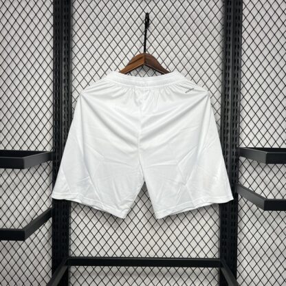 Real Madrid 2024/25 local pantaloneta - Image 2