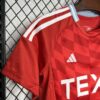 Aberdeen F.C. 2024/25 local niños conjunto - Image 6