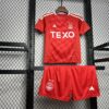 Aberdeen F.C. 2024/25 local niños conjunto - Image 3