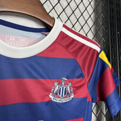 Newcastle United 2024/25 visitante niños conjunto - Image 5
