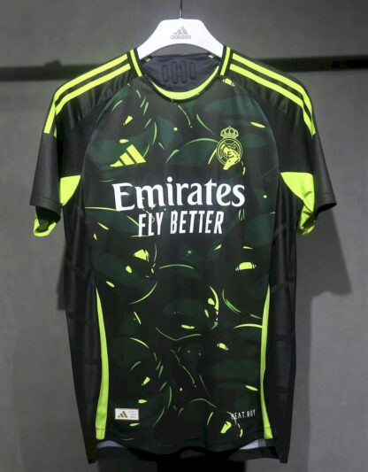 Real Madrid 2024/25 Teenage Mutant Ninja Turtles Edition versión jugador - Image 6