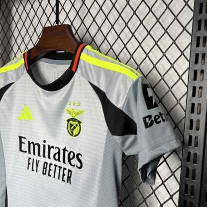 Benfica 2024/25 tercera niños conjunto - Image 4