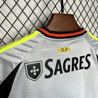 Benfica 2024/25 tercera niños conjunto - Image 3