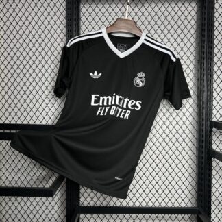 Real Madrid 2024/25 entrenamiento camiseta