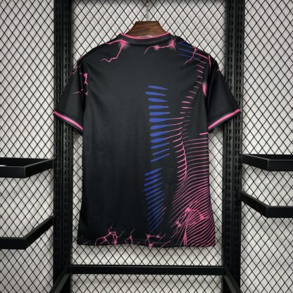 Real Madrid 2024/25 Special Edition Purple camiseta - Image 2