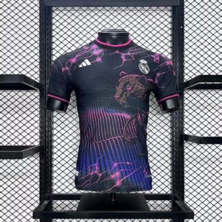 Real Madrid 2024/25 Special Edition Purple camiseta versión jugador