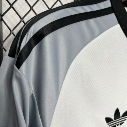 Juventus 2024/25 Pre-match entrenamiento camiseta - Image 5