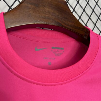 Sporting CP 2024/25 Pink October camiseta - Image 7