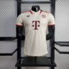 Bayern Munich 2024/25 tercera camiseta versión jugador