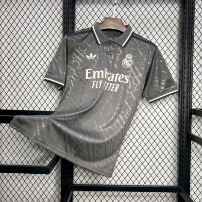 Real Madrid 2024/25 tercera camiseta