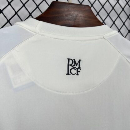 Real Madrid 2024/25 Special Edition White camiseta - Image 3