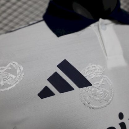 Real Madrid  2025/26 White special edition camiseta versión jugador - Image 3