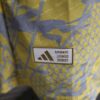 Real Madrid  2025/26 Beige special edition camiseta versión jugador - Image 4