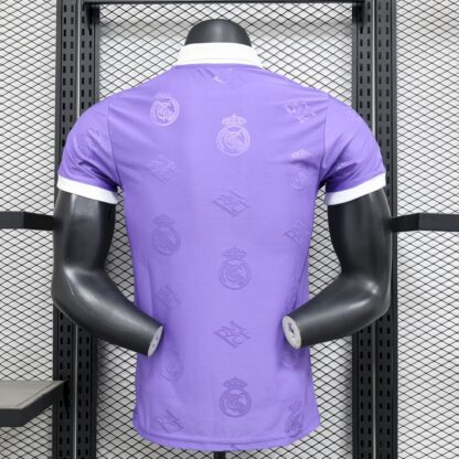 Real Madrid  2025/26 Light purple special edition camiseta versión jugador - Image 2