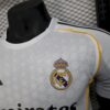Real Madrid 2025/26 local camiseta versión jugador - Image 3
