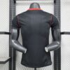 Manchester United 2025/26 Black Terrace Icons camiseta versión jugador - Image 2