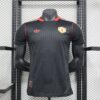 Manchester United 2025/26 Black Terrace Icons camiseta versión jugador