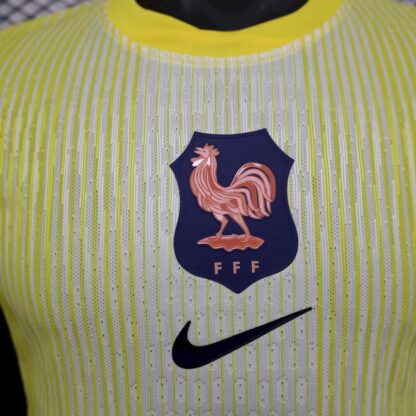 France 2025/26 Leaked portero camiseta versión jugador - Image 7