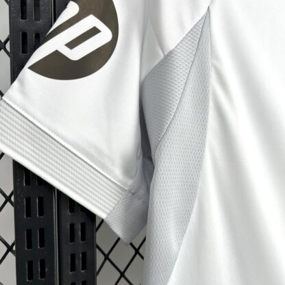 Real Madrid 2025/26 local camiseta - Image 3