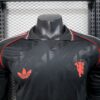 Manchester United 2025/26 Special Edition  camiseta versión jugador - Image 4