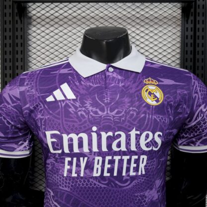 Real Madrid 2025/26 Purple special edition camiseta versión jugador - Image 6