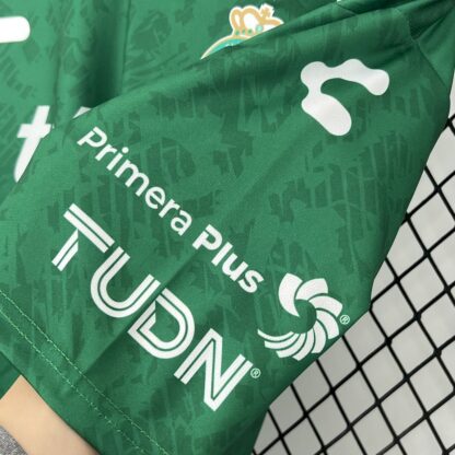 Club León F.C. 2024/25 local camiseta - Image 6