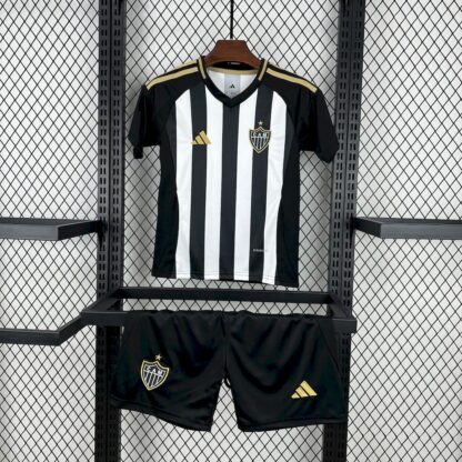 Atletico Mineiro 2025/26 local niños conjunto