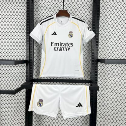 Real Madrid 2025/26 local niños conjunto