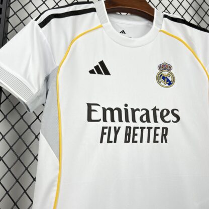 Real Madrid 2025/26 local niños conjunto - Image 4