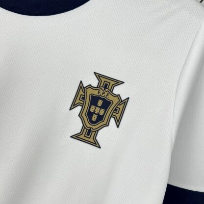 Portugal 2025/26 White entrenamiento camiseta - Image 6