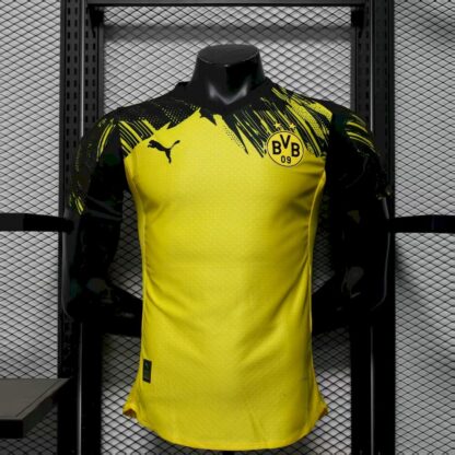 Borussia Dortmund 2025/26 local camiseta versión jugador