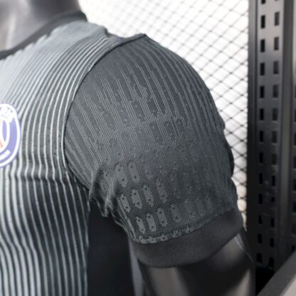 Paris Saint-Germain 2024/25 Black portero uniform camiseta versión jugador - Image 5