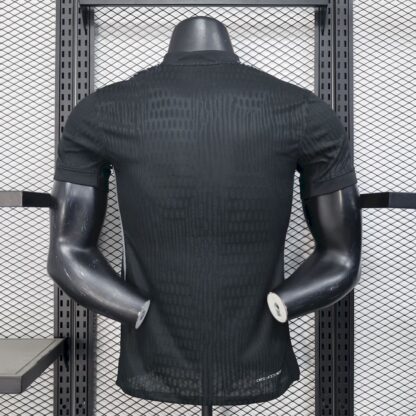 Paris Saint-Germain 2024/25 Black portero uniform camiseta versión jugador - Image 2