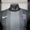 Paris Saint-Germain 2024/25 Black portero uniform camiseta versión jugador - Image 3