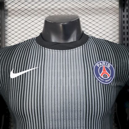 Paris Saint-Germain 2024/25 Black portero uniform camiseta versión jugador - Image 3