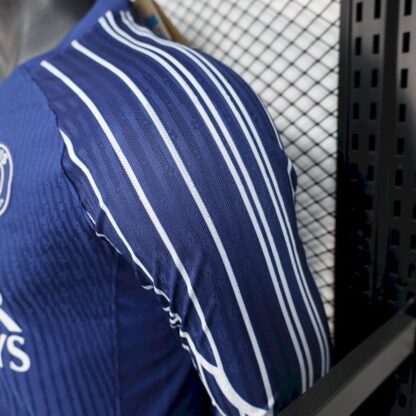 Paris Saint-Germain 2025/26 Fourth visitante manga largas camiseta versión jugador - Image 5
