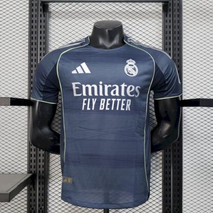Real Madrid 2025/26 visitante camiseta versión jugador