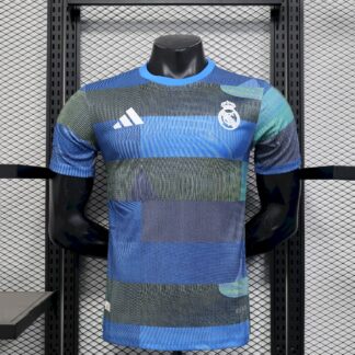 Real Madrid 2025/26 Pre-match entrenamiento suit camiseta versión jugador