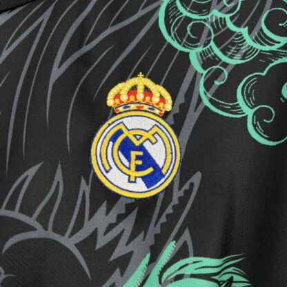 Real Madrid 2025/26 Green and Black Dragon Special Edition camiseta - Image 4