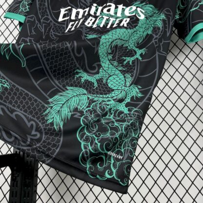Real Madrid 2025/26 Green and Black Dragon Special Edition camiseta - Image 3