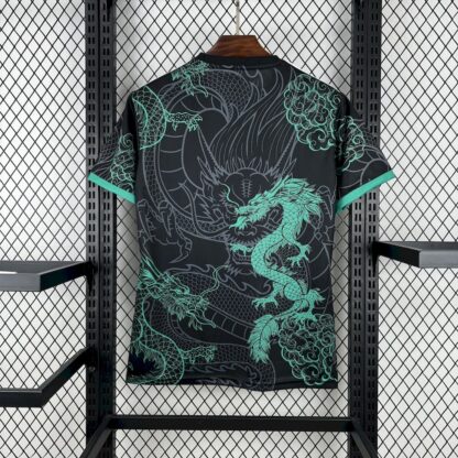 Real Madrid 2025/26 Green and Black Dragon Special Edition camiseta - Image 2