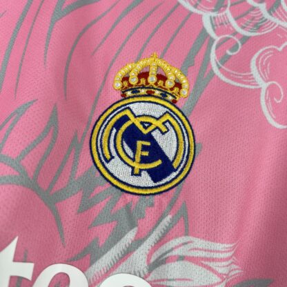 Real Madrid 2025/26 Pink Dragon Special Edition camiseta - Image 4