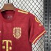Bayern Munich 2024/25 125 Anniversary niños conjunto - Image 8