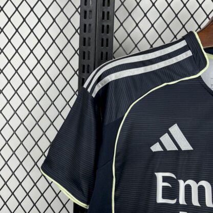 Real Madrid 2025/26 visitante camiseta - Image 6