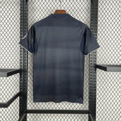 Real Madrid 2025/26 visitante camiseta - Image 2