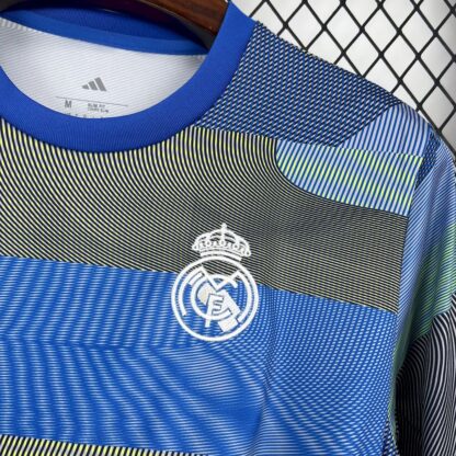 Real Madrid 2025/26 Pre-match entrenamiento suit camiseta - Image 4