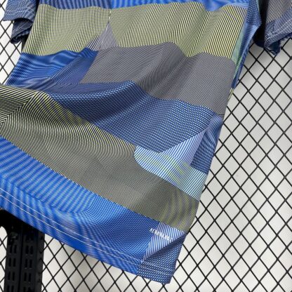 Real Madrid 2025/26 Pre-match entrenamiento suit camiseta - Image 3